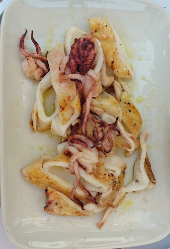 Opinii despre Μπαρμπουνάκι Νέα Ερυθραία în Νέα Ερυθραία - Γαστρονομία και φιλοξενία