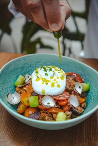 Comentarii opinii despre Xalavro Open Bar Restaurant