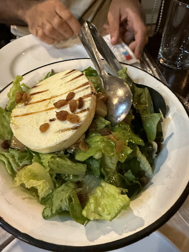 Γαλάτειας 1, Αθήνα 176 76