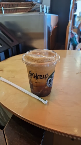 Comentarii opinii despre Starbucks