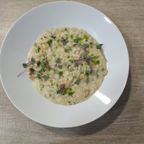 Λεωφορος Παραλίας 3, Ασπροβάλτα 570 21