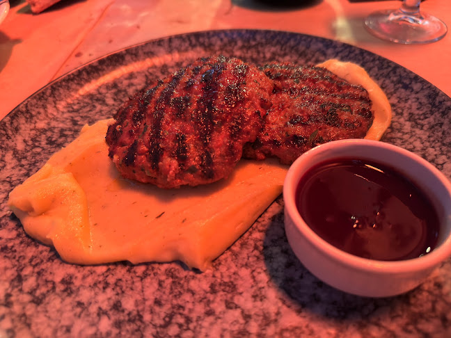 Rakor - Γαστρονομία και φιλοξενία