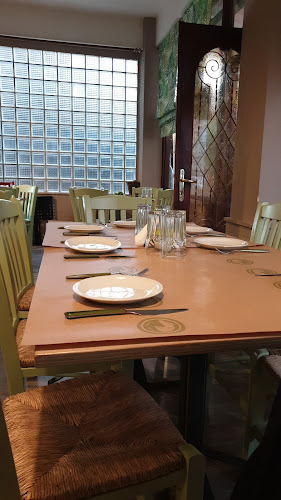 Comentarii opinii despre Άσπρο Άλογο Ουζερί-Ψαροταβέρνα