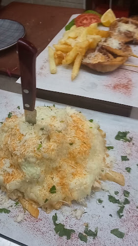 Τζιαρντίνι 2, Χαλκίδα 341 00