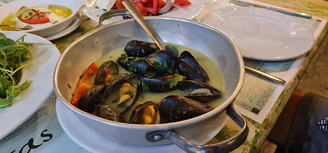 Αγκαλίτσας και στα Λαδάδικα - Θεσσαλονίκη