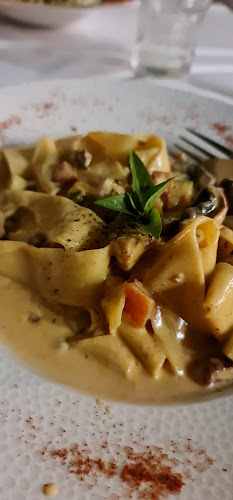 Tsaperdona pizza pasta - Γαστρονομία και φιλοξενία