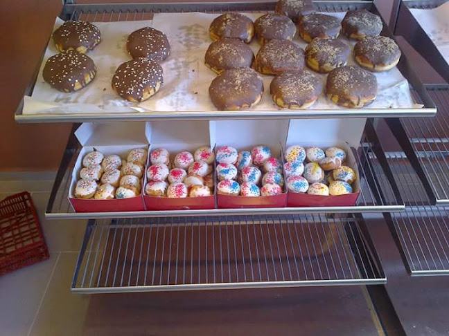 Opinii despre ORAZIO CAFE DONUTS BRAXNEIKA în Βραχναίικα - Γαστρονομία και φιλοξενία