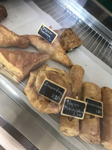 Doppio Coffee and Snacks