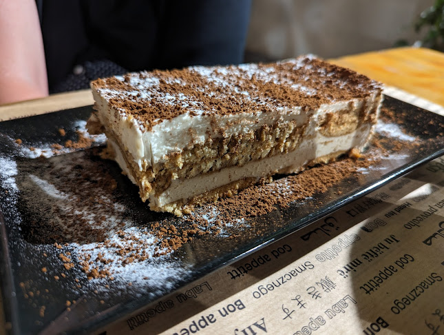 Ορφέως 4, Αθήνα 118 54