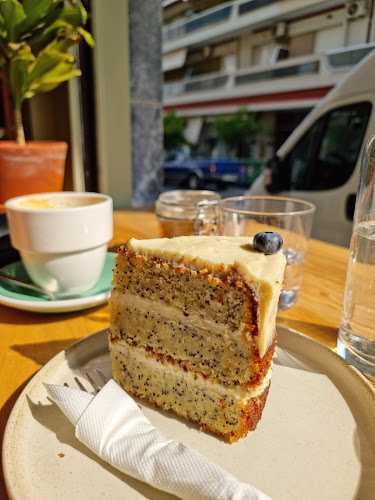 Opinii despre KROSS Coffee Works în Χανιά - Γαστρονομία και φιλοξενία