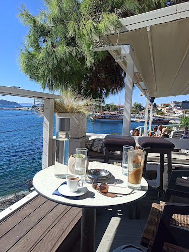 Okyalos Sea Food Restaurant - Νέος Μαρμαράς