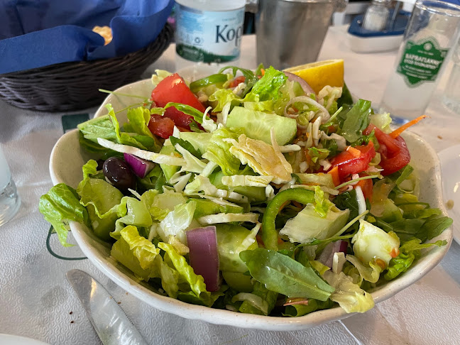 Ακτή Θεμιστοκλέους 302, Πειραιάς 185 39