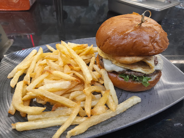 central coffee and more - Μεγαλόπολη