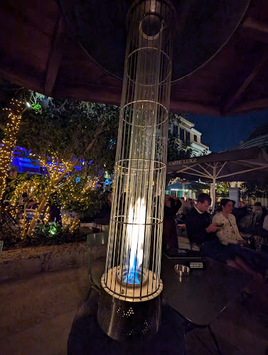 Rooster - Γαστρονομία και φιλοξενία