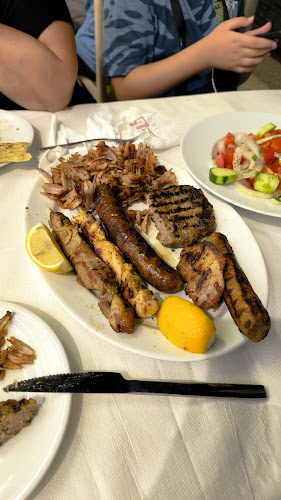 Γυράδικο ο Σάββας - Γαστρονομία και φιλοξενία