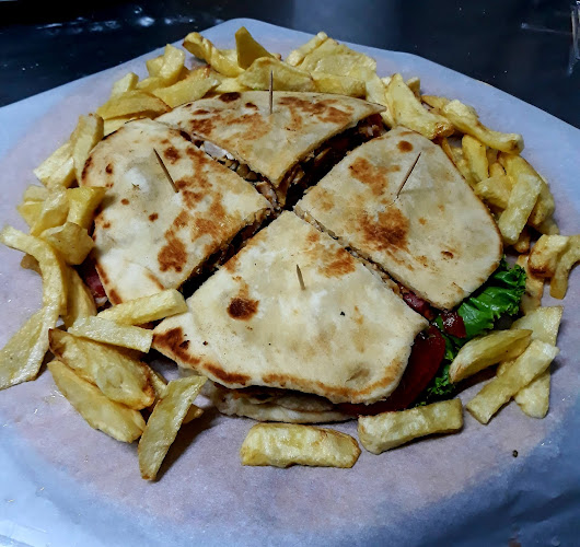 Taverna Pizzaria Pindos - Κρηνίδες