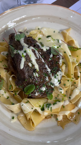 Opinii despre To Yiasemi Food & Wine Experience în Χαϊδάρι - Γαστρονομία και φιλοξενία