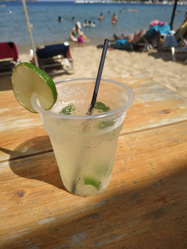 Comentarii opinii despre Barbarella Beach Bar