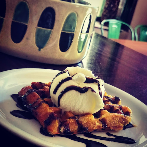 Ακρόνειρο Καφεποτοπωλείο - Τρίκερι