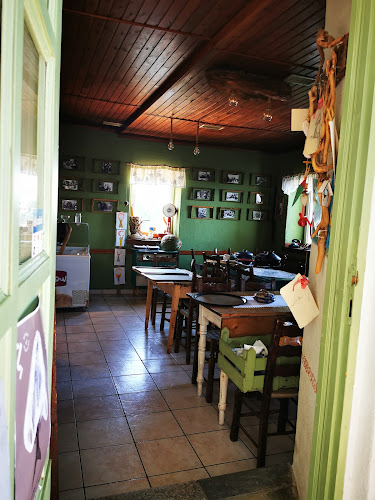 Πολύδροσο - Γαστρονομία και φιλοξενία