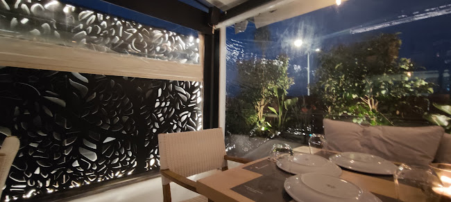 Azuro - Γαστρονομία και φιλοξενία