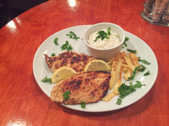 Opinii despre Ναργιλές Μπουρνάζι în Περιστέρι - Γαστρονομία και φιλοξενία