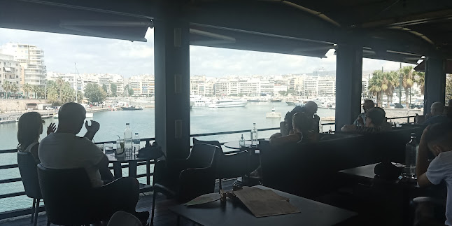 Monte Carlo Coffee - Πειραιάς