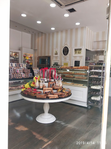 Opinii despre Sokolata Agapitos Patisserie 1944 în Θεσσαλονίκη - Γαστρονομία και φιλοξενία