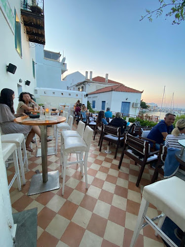 Mercurius Cocktail Bar