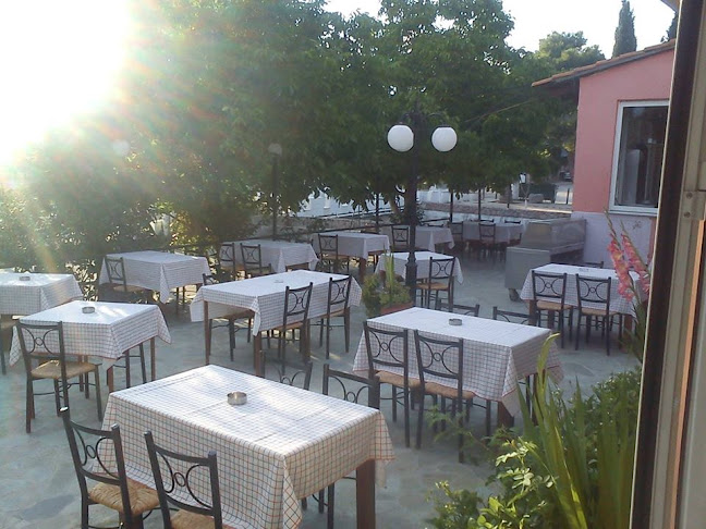 Ταβέρνα / Εστιατόριο 'Λούης' - Γαστρονομία και φιλοξενία