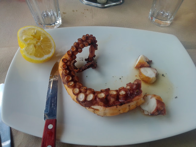 Βασ. Κωνσταντίνου 43, Αμάρυνθος 340 06