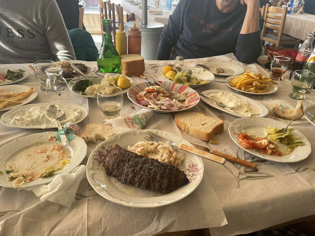 Ταβερνα Παπαδακης - Προάστιο