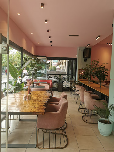 Mademoiselle Coffee & Brunch