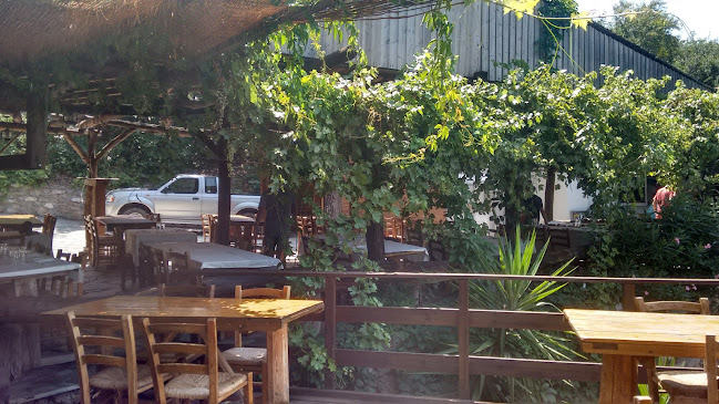 Comentarii opinii despre Dafni tavern