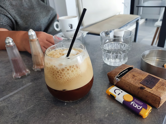 Opinii despre Azzuro Cafe în Τήνος - Γαστρονομία και φιλοξενία