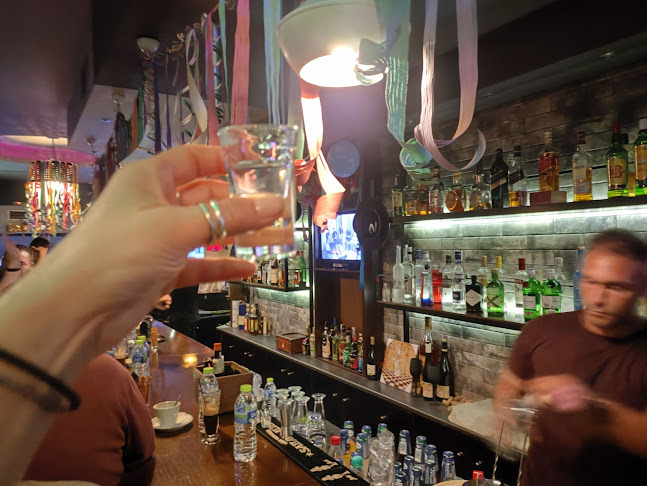 Opinii despre Sante Espresso Bar în Κρύα Βρύση - Γαστρονομία και φιλοξενία