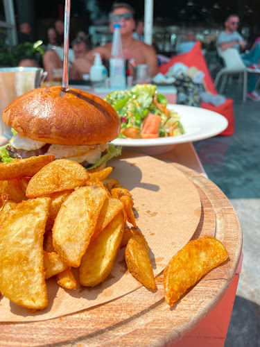 Pisina - Πειραιάς