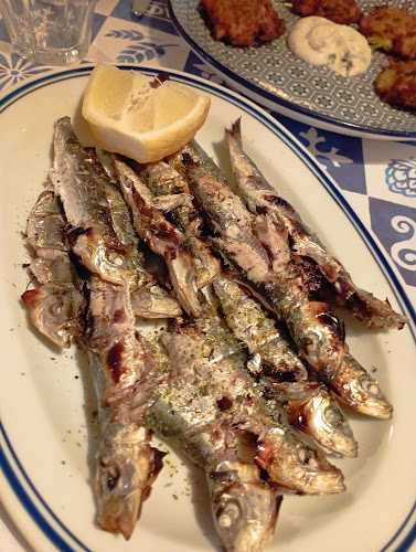 Κάτι Ψένεται - Ζαχάρω