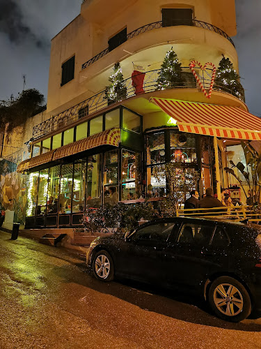 Ιολάου 29, Αθήνα 118 52