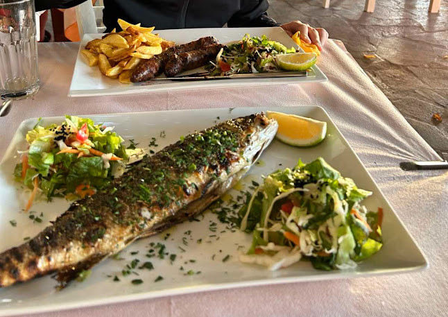 Cristou Konstantopoulou, Πάρος 844 00