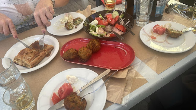 Πλ. Υμηττού 6, Αθήνα 172 37