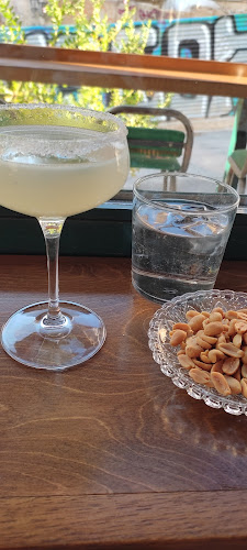 Ιολάου 29, Αθήνα 118 52