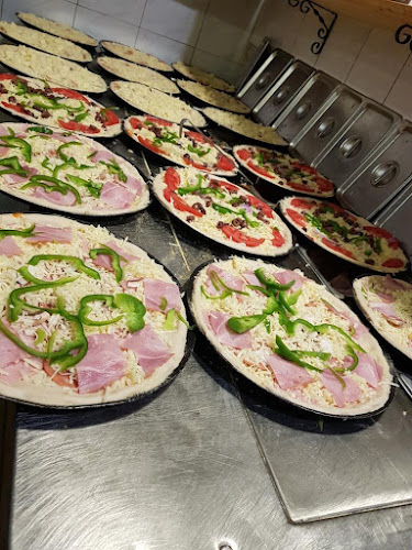 Royal Pizza - Γαστρονομία και φιλοξενία