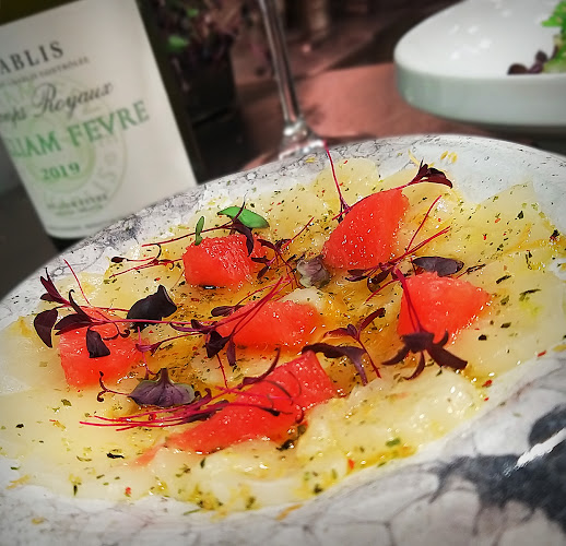 Akrovoli Restaurant & Oyster Bar - Γαστρονομία και φιλοξενία