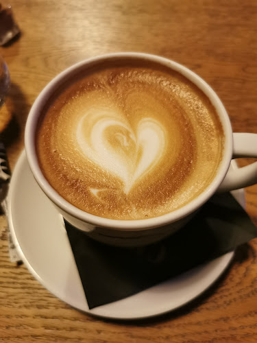 Opinii despre Baroque cafe bar în Δράμα - Γαστρονομία και φιλοξενία