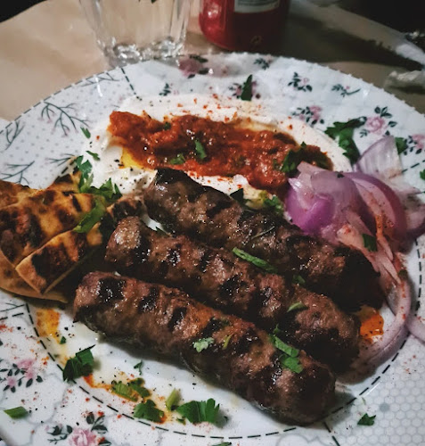 Opinii despre Ο Θεσσαλός în Αθήνα - Γαστρονομία και φιλοξενία