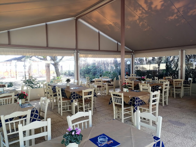 schinias bay - Γαστρονομία και φιλοξενία