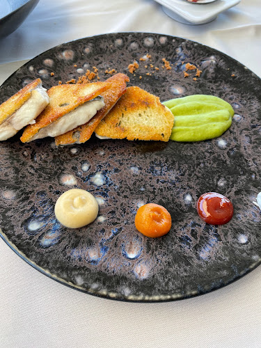 Varoulko Seaside Restaurant - Γαστρονομία και φιλοξενία