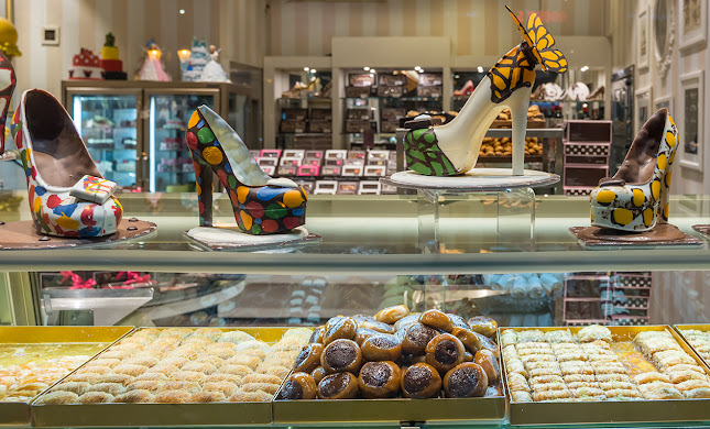 Sokolata Agapitos Patisserie 1944