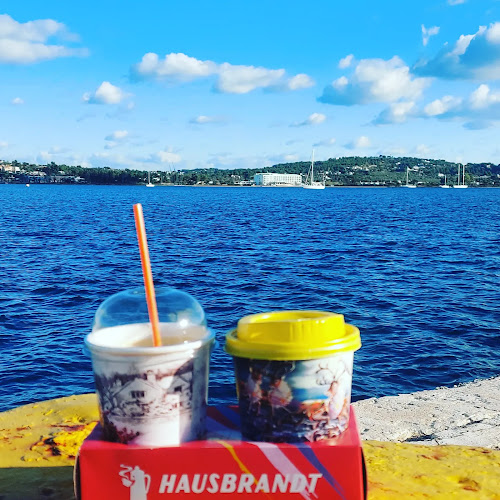 Comentarii opinii despre Le Petit Cafe